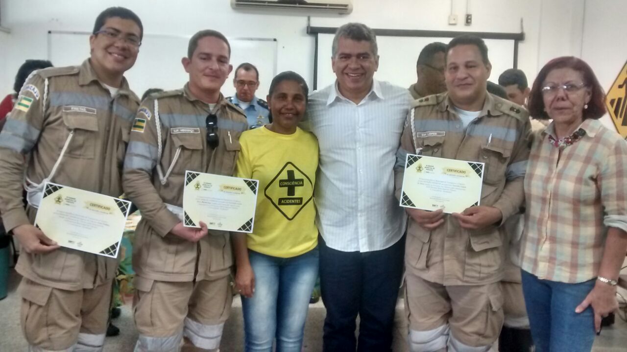Agentes de trânsito são homenageados pela SMTT - SMTT Aracaju
